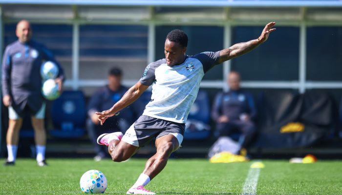 RS - FUTEBOL/ TREINO GREMIO 2026 - ESPORTES - Jogadores do Gremio realizam treino técnico durante a manha desta sexta-feira, no CT Luiz Carvalho, na preparação para partida valida pela Copa do Brasil 2026. FOTO: LUCAS UEBEL/GREMIO FBPA